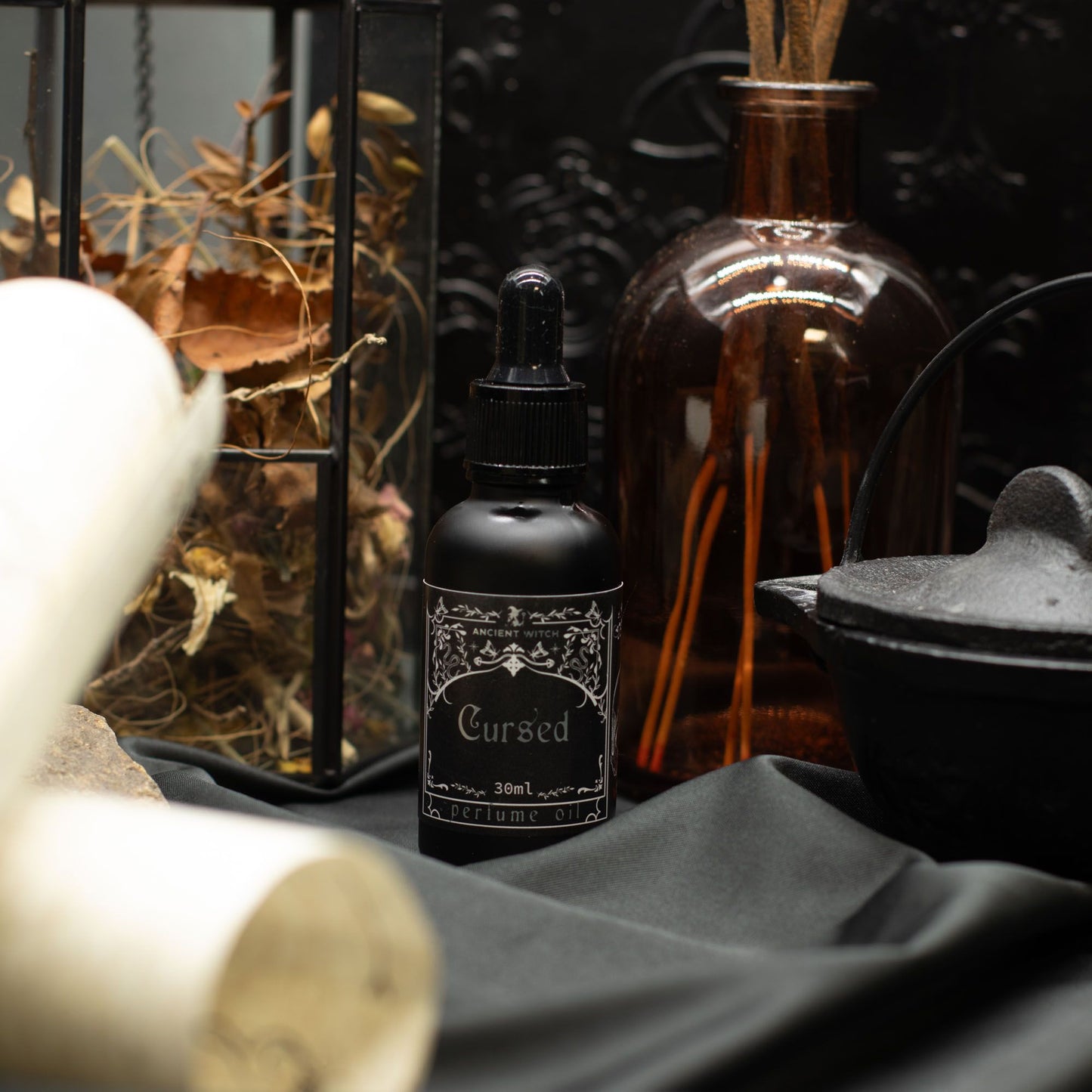 Cursed - Witch Perfume Oil - Luna Temple
