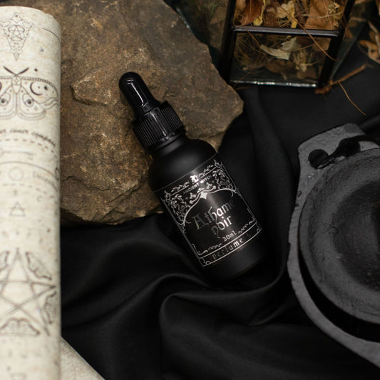Atheme Noir - Witch Perfume Oil - Luna Temple