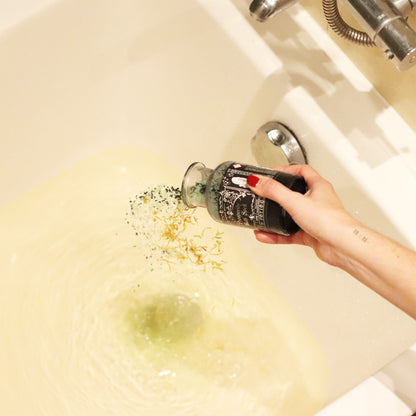 Bath Spell Potion with Aventurine Amulet – Prosperity