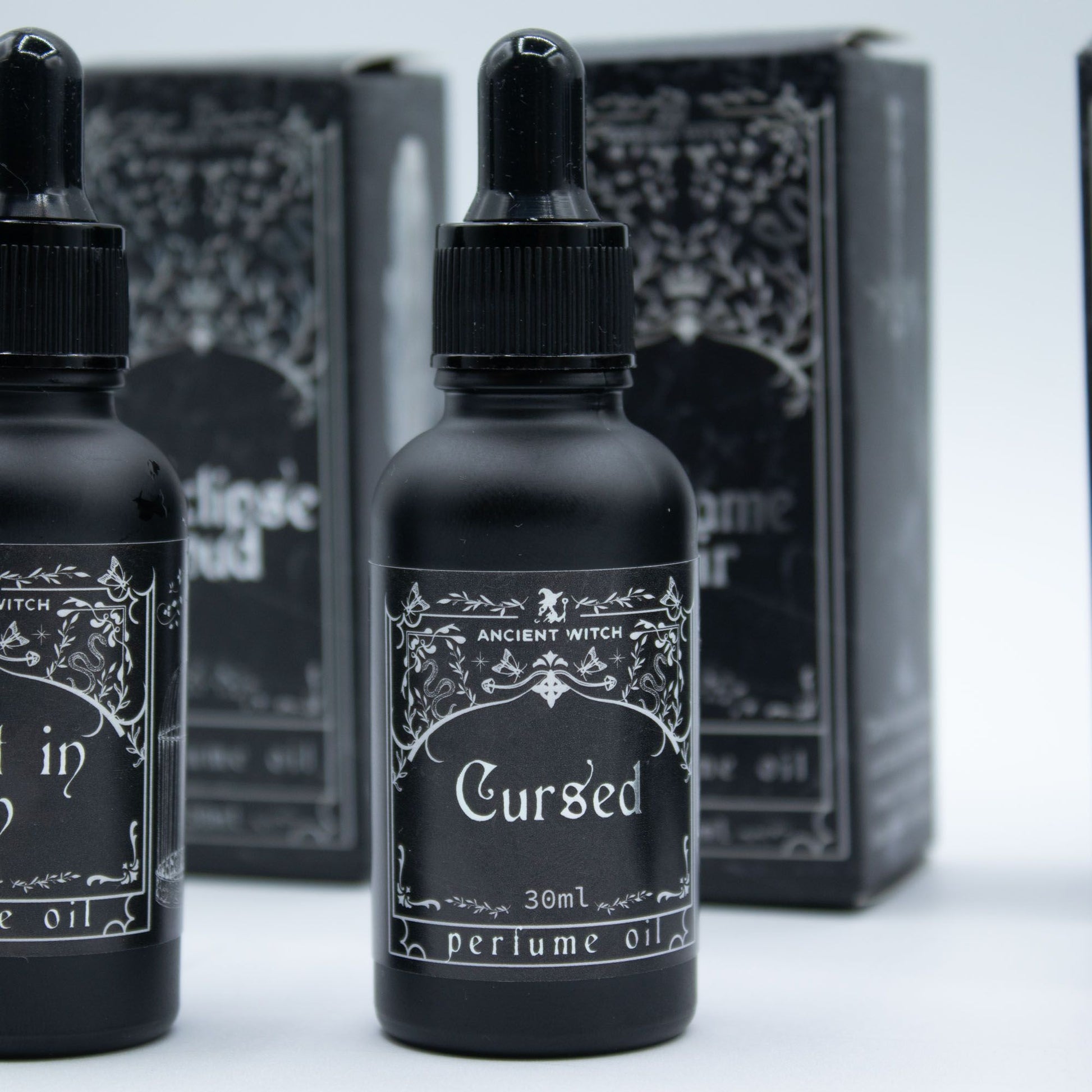Cursed - Witch Perfume Oil - Luna Temple