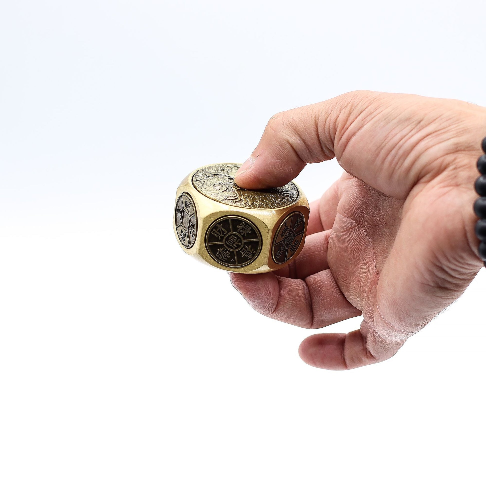 Feng Shui Fortune - Dragon Dice - Power & Wealth - Luna Temple