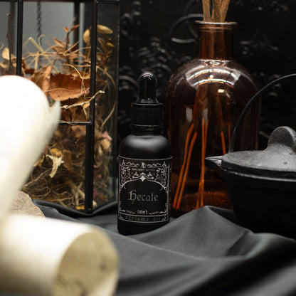 Hecate - Witch Perfume Oil - Luna Temple