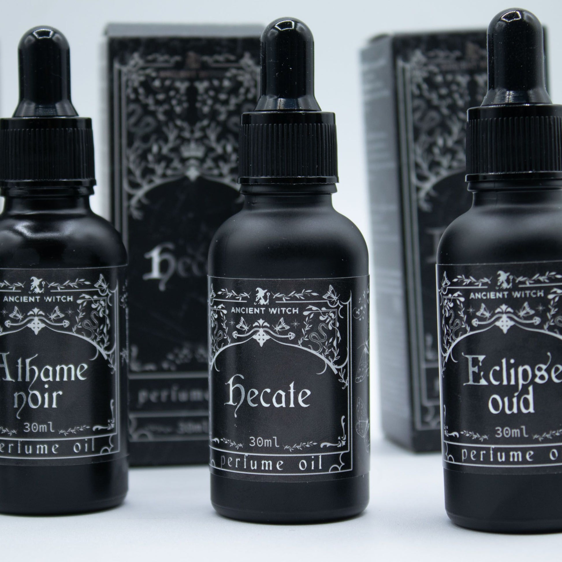 Hecate - Witch Perfume Oil - Luna Temple