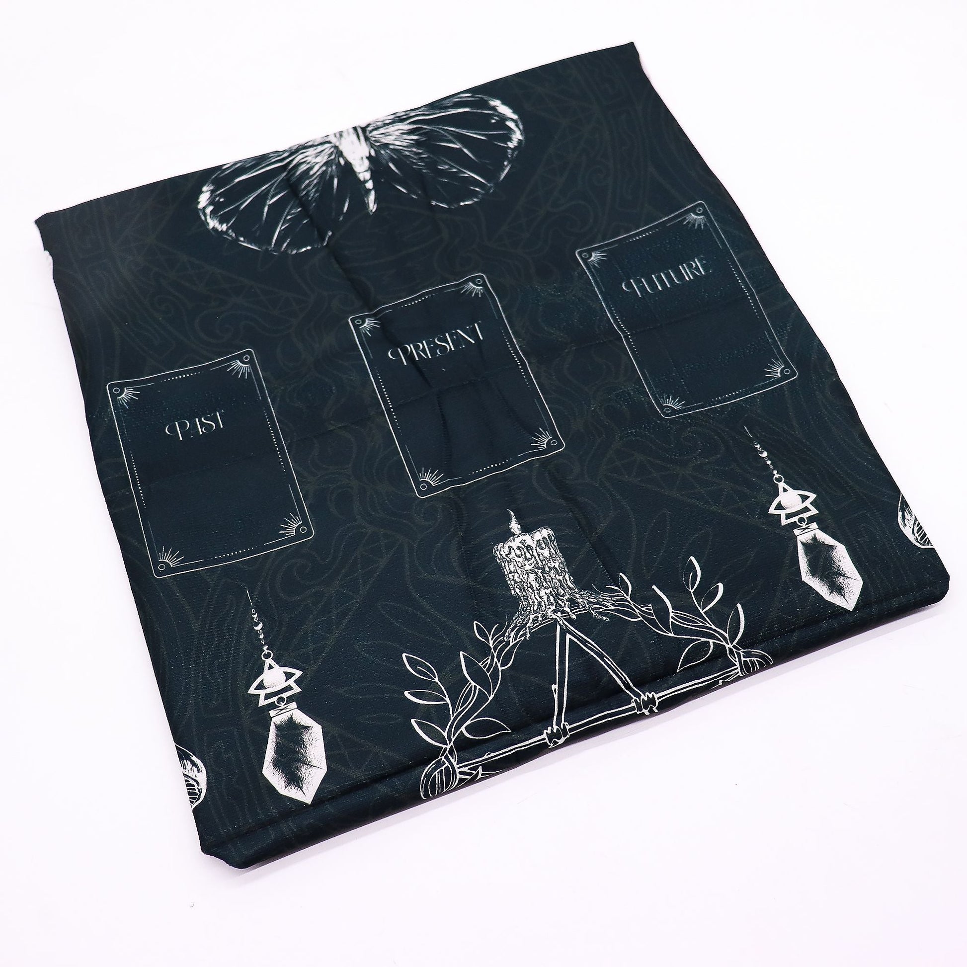 Tarot Reading Cloth - Ancient Witch - Luna Temple